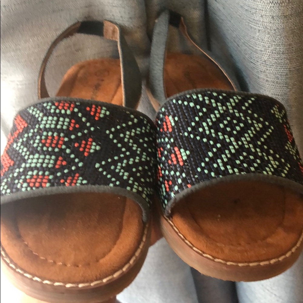 Never used bear paw sandals.